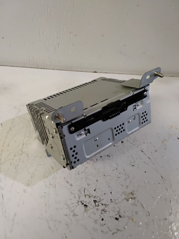 2015-2018 Ford Edge Radio Receiver AM FM MP3 Single CD FT4T-19C107-HA thru HD