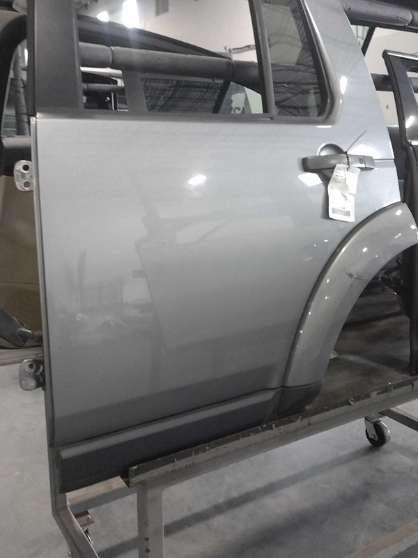 2012 Land Rover LR4 Rear Left Door Grey 469334 103k Miles OEM Used