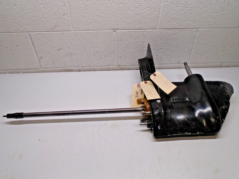 C Mercury 50 Hp. Complete LOWER UNIT Gear Case 1978