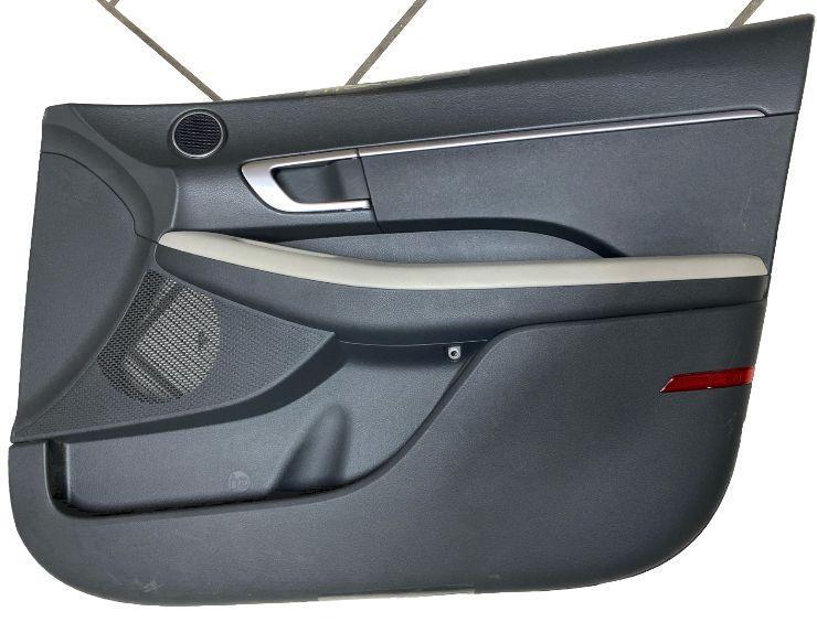 Hyundai Sonata door panel trim 21 23 front right side SE OEM gray 82306l1710REY