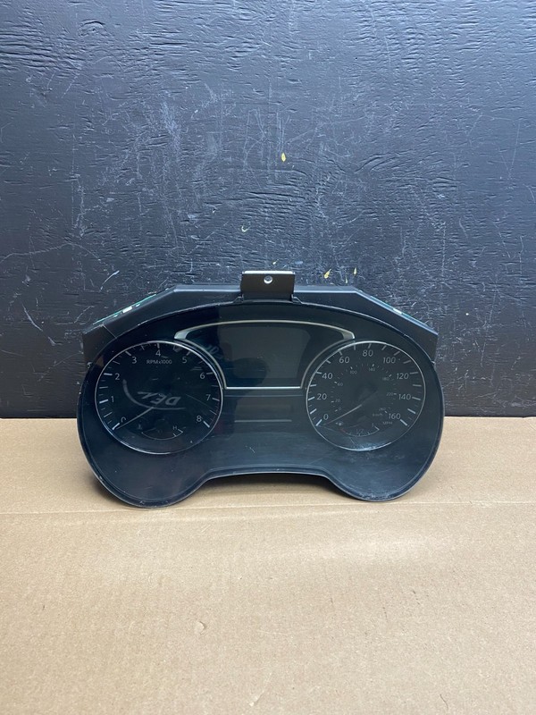 2013 2014 Nissan Pathfinder Speedometer Cluster Gauge OEMAC6113 DG