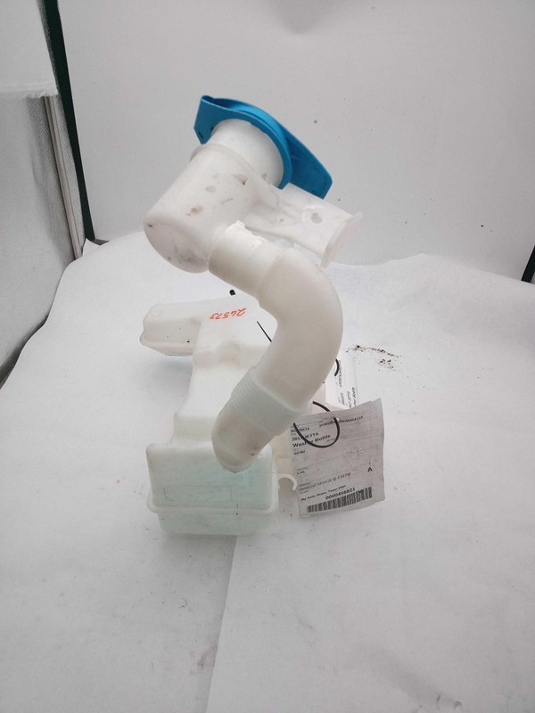 2017 Volkswagen Jetta Washer Fluid Reservoir OEM Blue 1.40L 90K Miles