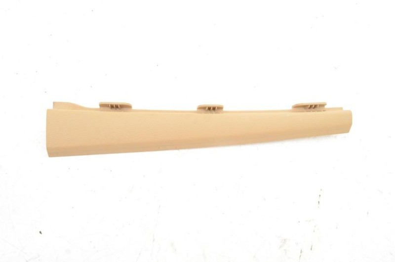 2015-2019 Porsche Macan S 3.0L Passenger Right A Pillar Trim 95B868240