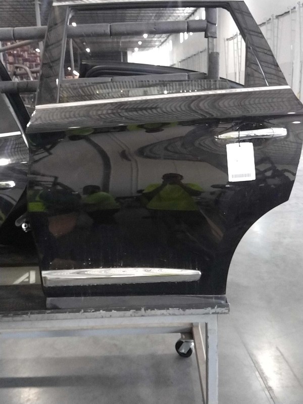 2018 INFINITI QX60 Left Rear Door Black OEM 82598 66K Miles