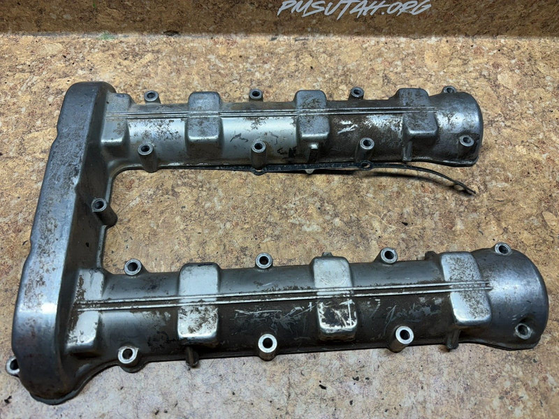 1980 Yamaha XS750 Engine Head Valve Cover Valve Panel Special 1979 XS 750 78 A5