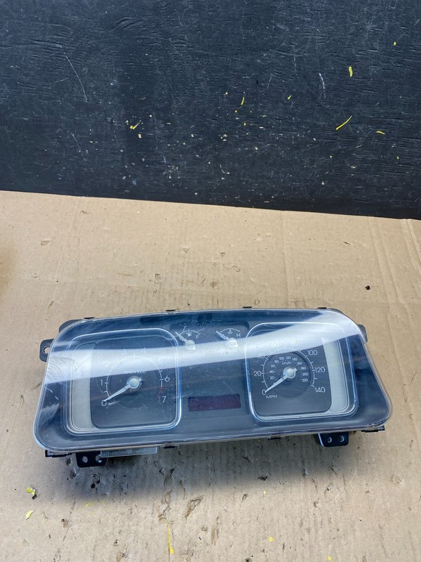 2009 to 2010 Lincoln MKX Speedometer Instrument Gauge Cluster R8866 DG