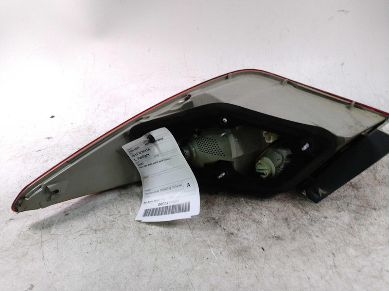 2013 Hyundai Sonata Left Tail Light Assembly Blue 350368 Used 119K Miles