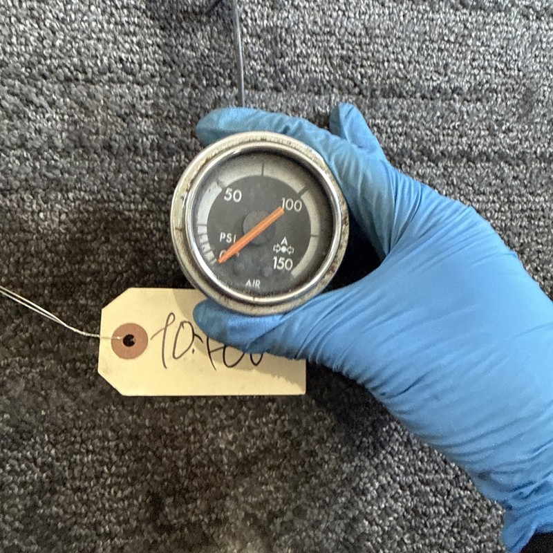Freightliner FLD120 APPLICATION AIR PRESSURE Gauge - Used | P/N Missing