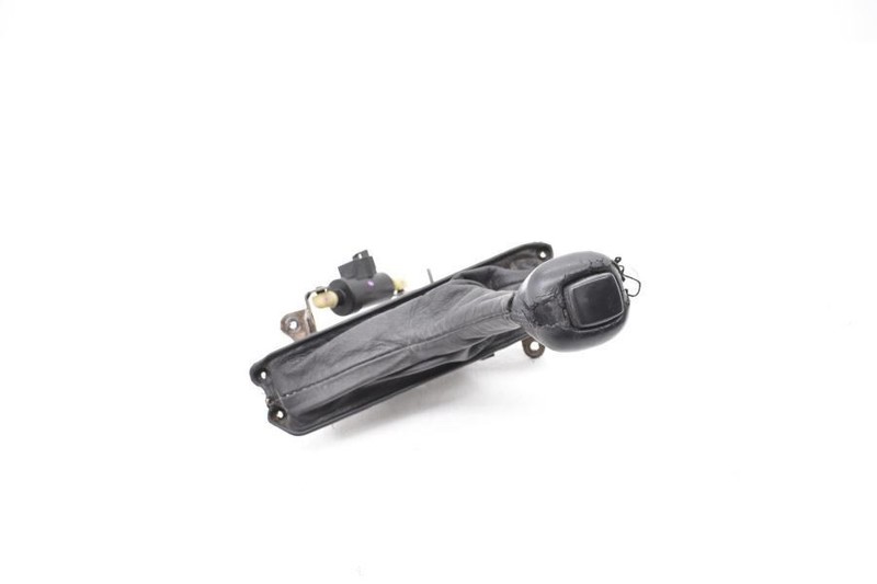 1994 CHEVROLET CORVETTE C4 5.7 LT1 AUTOMATIC TRANSMISSION SHIFTER ASSEMBLY BLACK