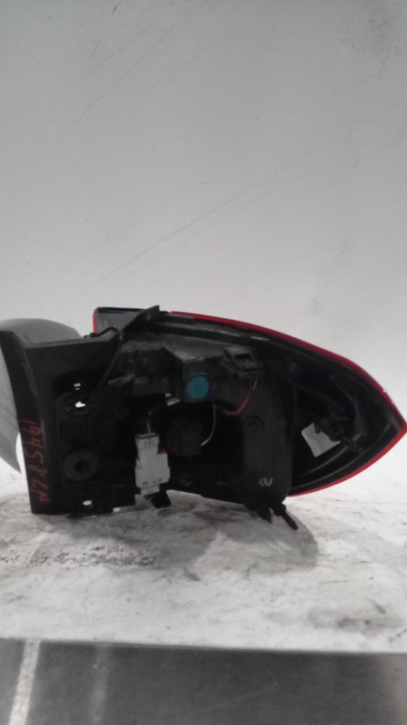 Used Left Tail Light Assembly fits: 2018 Gmc Acadia VIN Z 11th digit w/All Terra