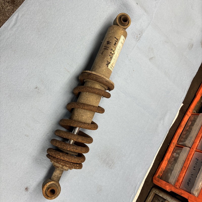 1983 - 1986 Yamaha Tri moto Ytm225dx 225 Rear Shock Absorber Good # 11