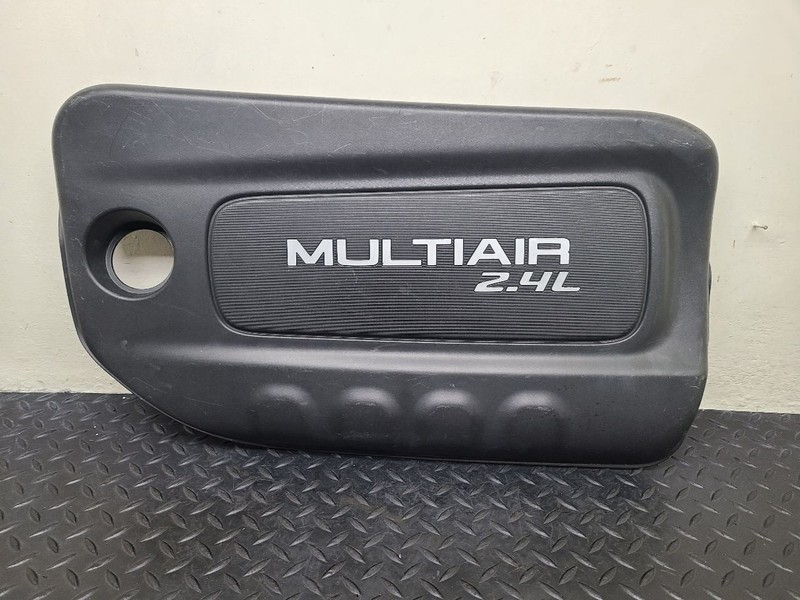 14-23 Jeep Cherokee 2.4L Multi Air Engine Cover OEM 4627875AH