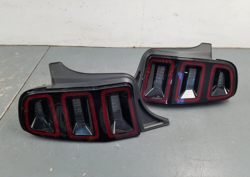 2014 Ford Mustang Shelby GT500 Tail Light Set #8911 Q2