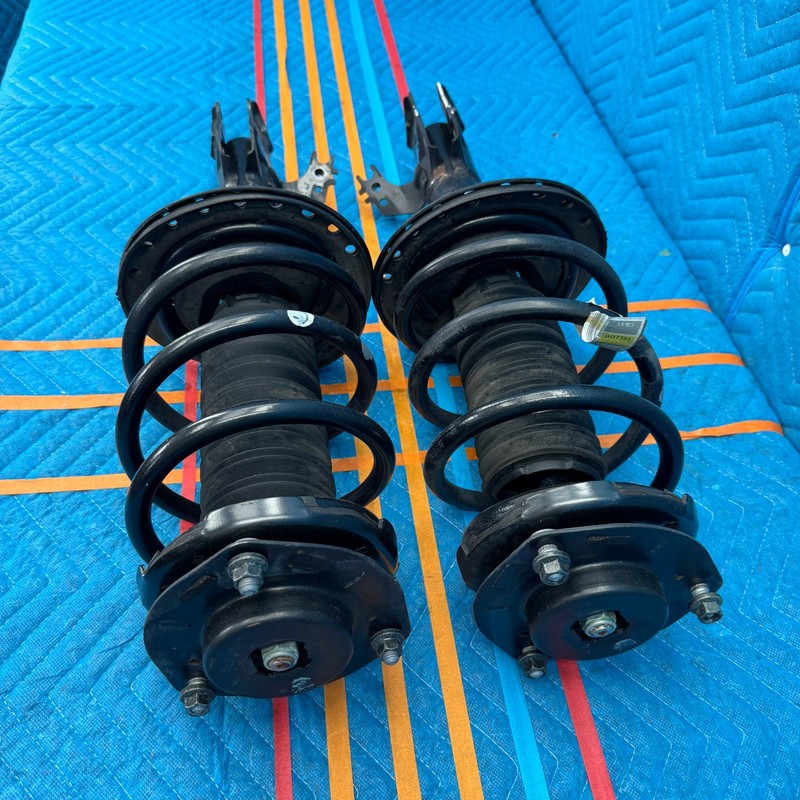 2013-2018 Toyota Avalon Front Strut Assembly Set 105K OEM 4813107120
