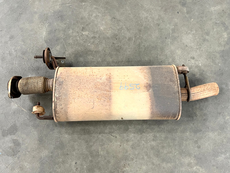 ⭐2015-2017 LINCOLN NAVIGATOR 3.5L REAR EXHAUST MUFFLER W/ PIPE OEM LOT2599