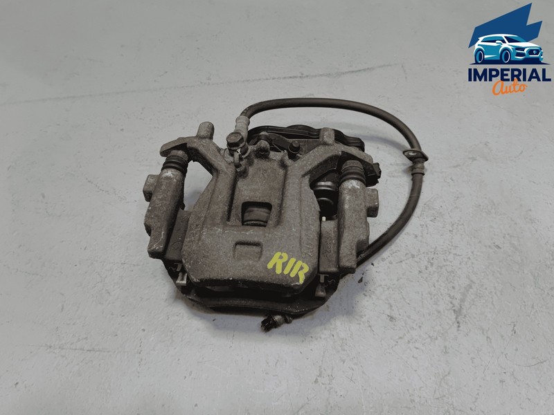 TOYOTA CAMRY REAR RIGHT PASSENGER SIDE DISC BRAKE CALIPER ASSEMBLY OEM 2018-2024
