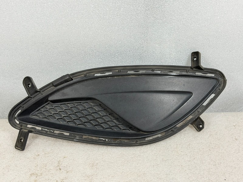 12-14 HYUNDAI GENESIS COUPE 2.0L - LEFT FOG LISGHT COVER 86551-2M320 #017