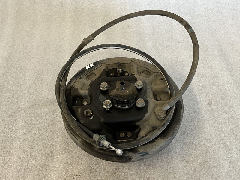 2013-2019 NISSAN SENTRA RIGHT PASSENGER SIDE REAR HUB WITH BRAKE DRUM