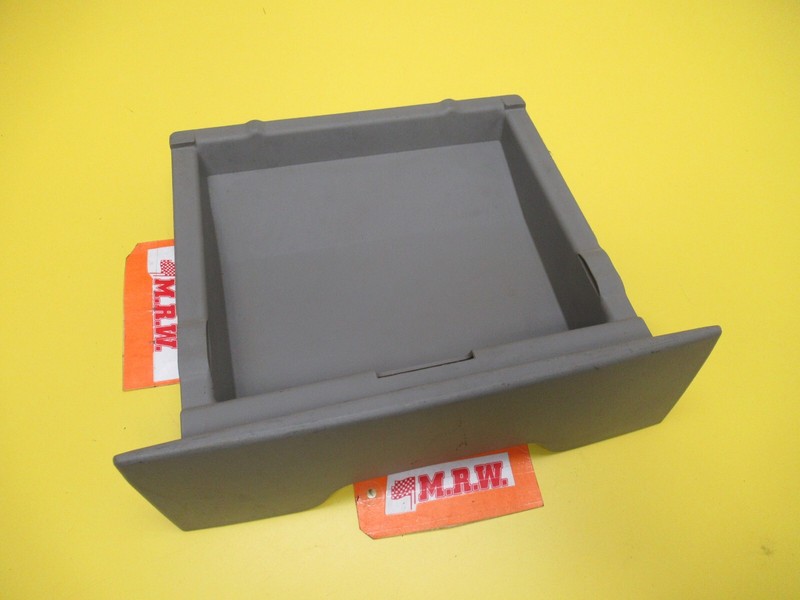 GLOVE BOX DOOR STORAGE BIN Passenger SIDE FRONT UNDER SEAT R for 00-03 MAZDA MPV