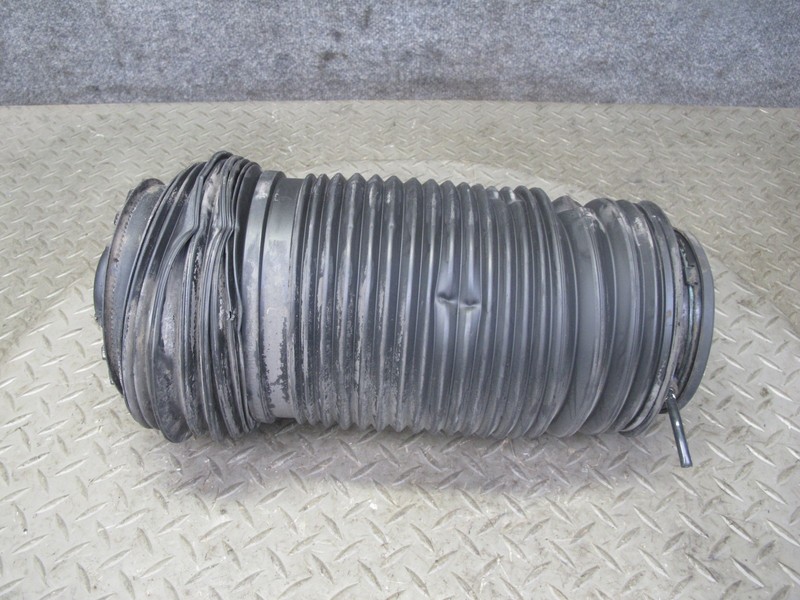 2017-2020 MASERATI LEVANTE M161 REAR LEFT SIDE AIR RIDE SUSPENSION SPRING