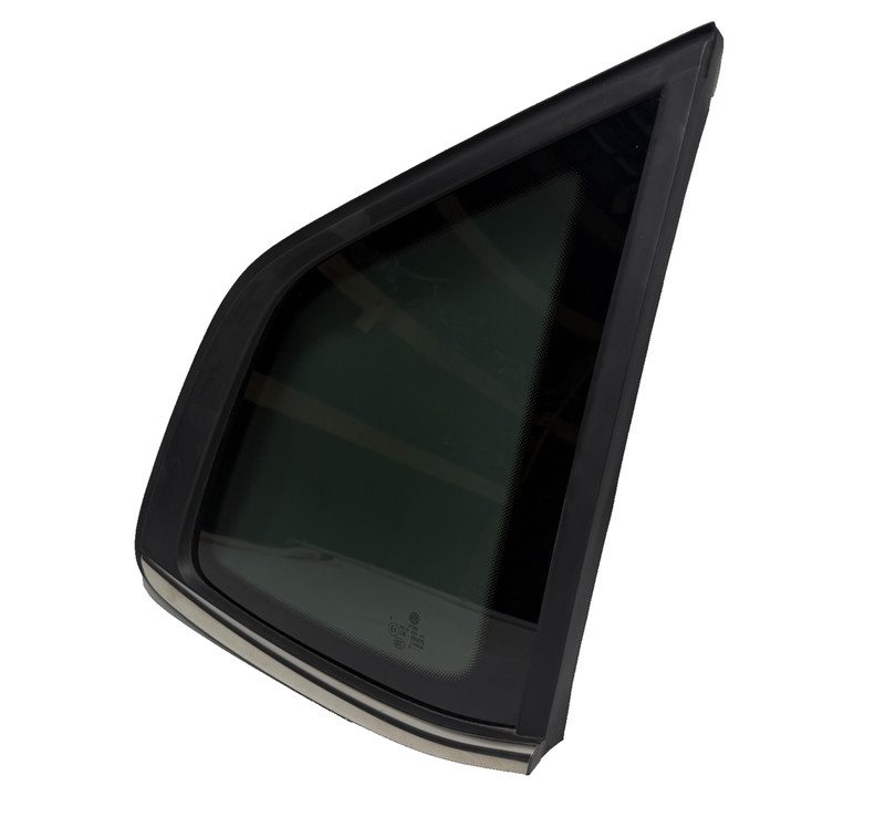📌 2022-2025 VOLKSWAGEN TAOS REAR RIGHT SIDE QUARTER PANEL WINDOW GLASS OEM