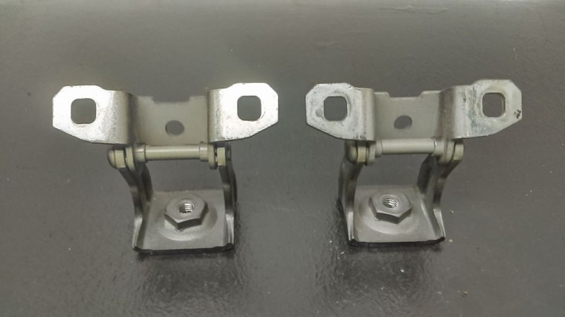 15-20 Jeep Renegade Liftgate Tailgate Hinges Pair OEM 68279716AA