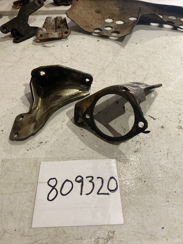 93 Nissan Pathfinder Starter Mount Bracket Oem 3.0l Hardbody