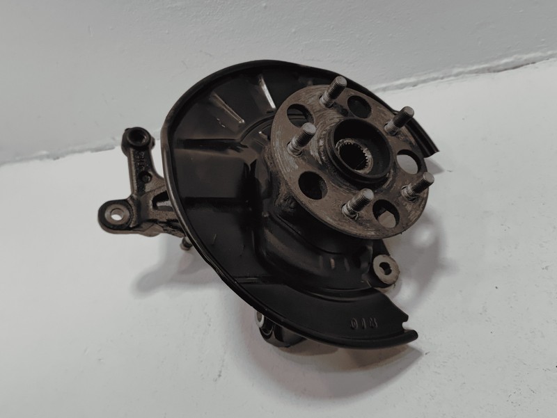 2019-2025 TOYOTA RAV4 AWD REAR RIGHT PASSENGER SIDE SPINDLE KNUCKLE HUB OEM