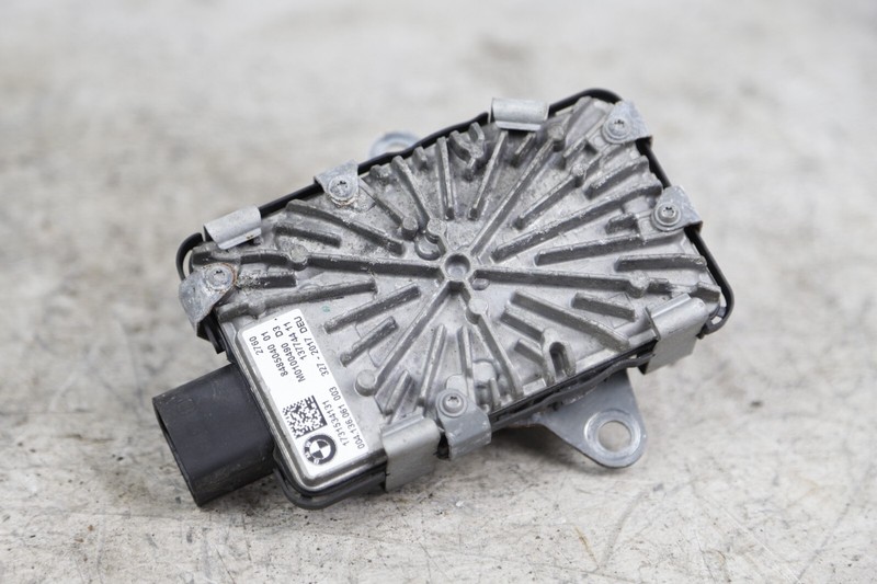 2017-2020 BMW 530i 540i G30 XDRIVE 2.0L TRANSMISSION TRANSFER CASE MODULE OEM