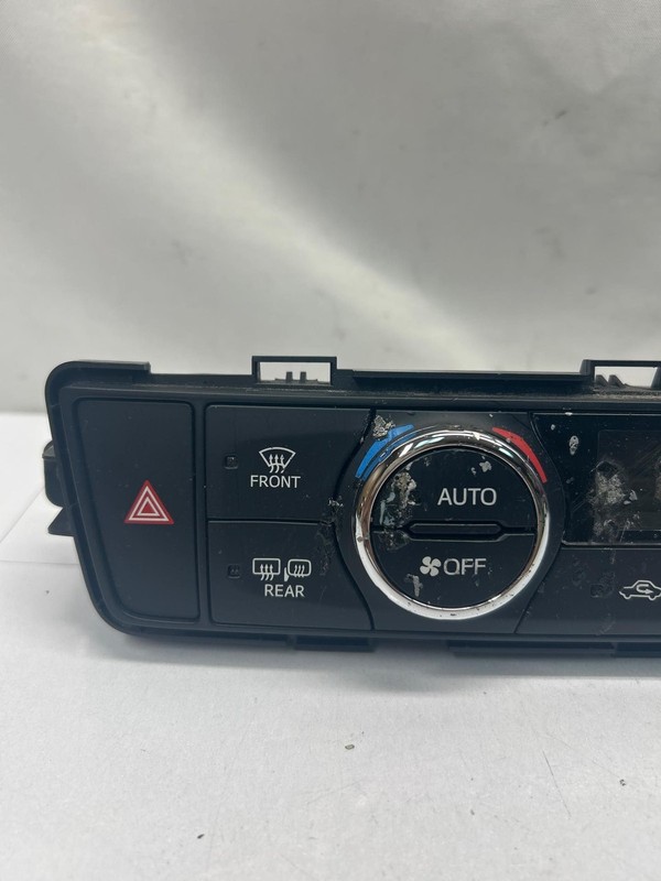 2014 to 2019 Toyota Highlander climate control hvac ac front panel assy