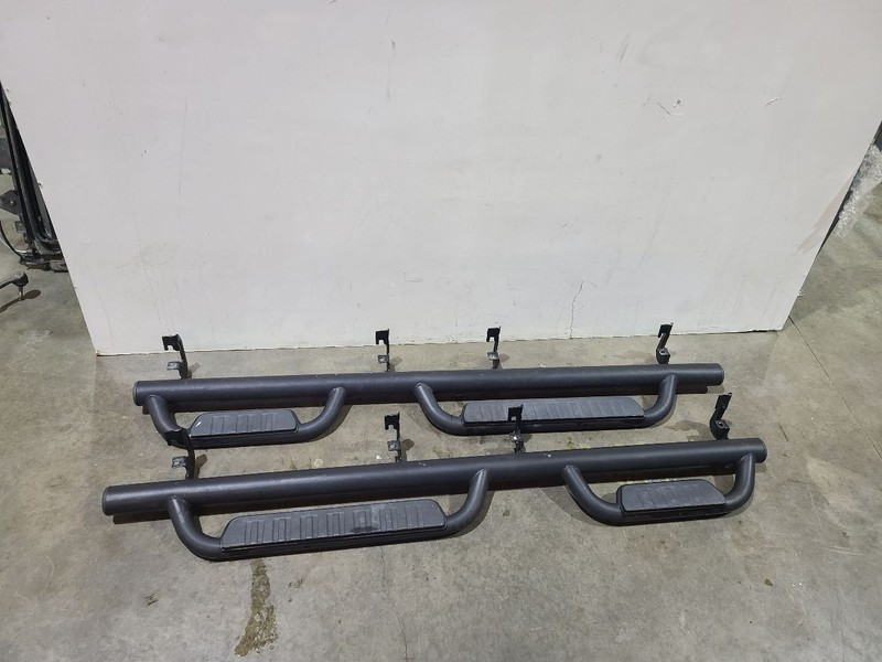 Set of Running Boards Fits 2019 Colorado 586235
