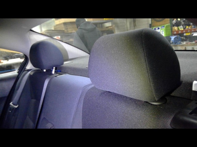 2016-2017 CRUZE 2 Rear Headrests 1563212