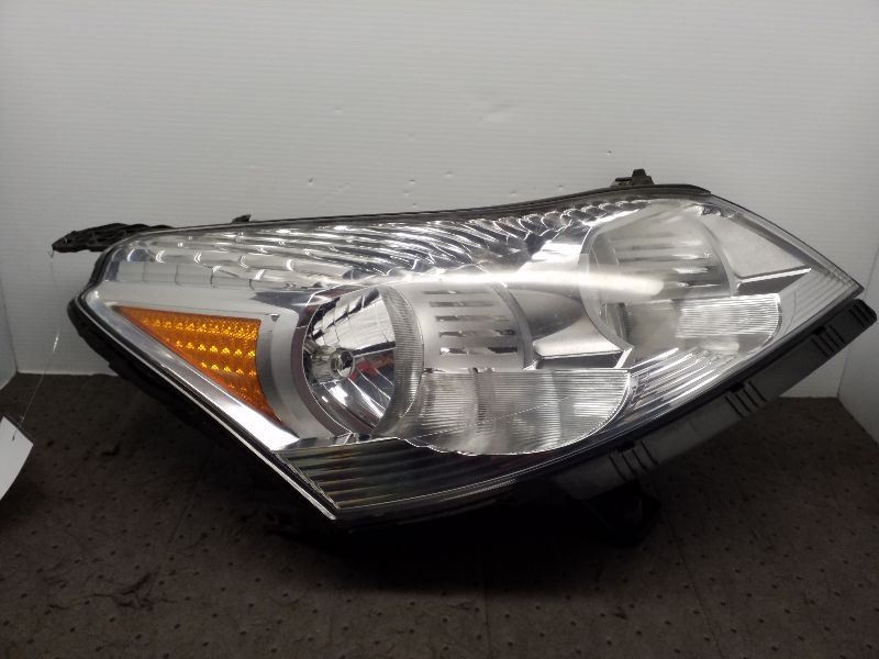 Passenger Right Headlight Without Projector Beam Fits 09-12 TRAVERSE 684234