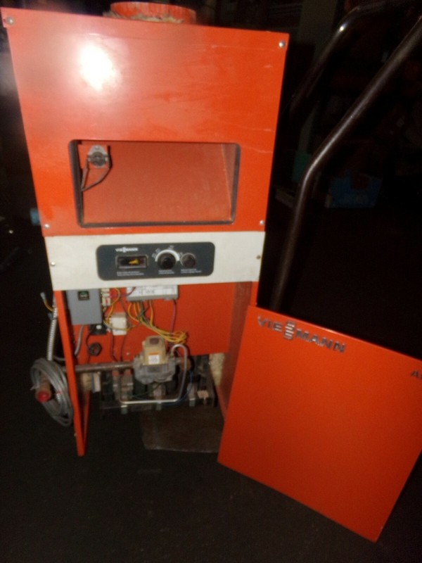 Viemann Atola 5302-579 Gas Heater Boiler