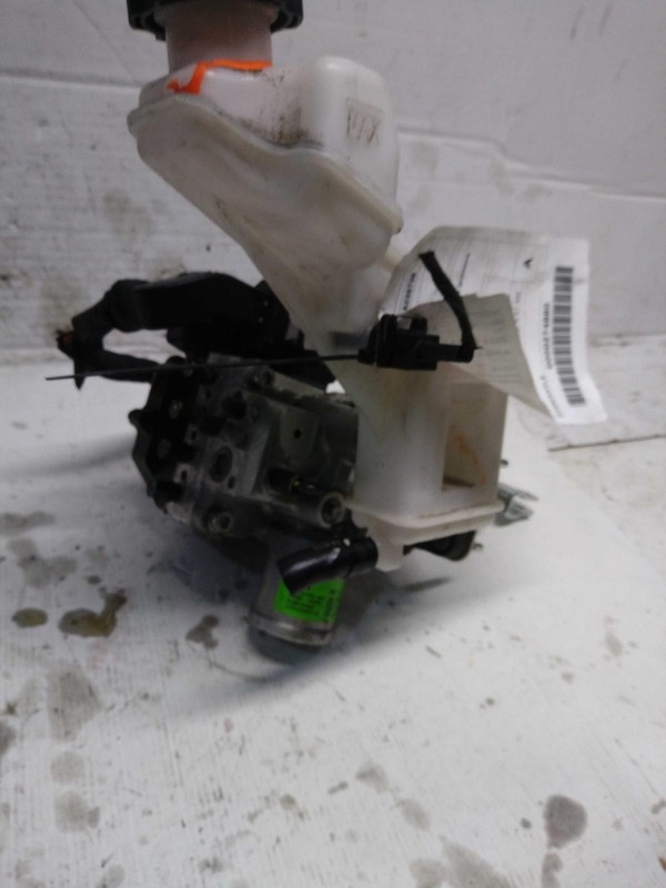 Used ABS Pump and Motor Assembly fits: 2016 Hyundai Sonata actuator and pump ass