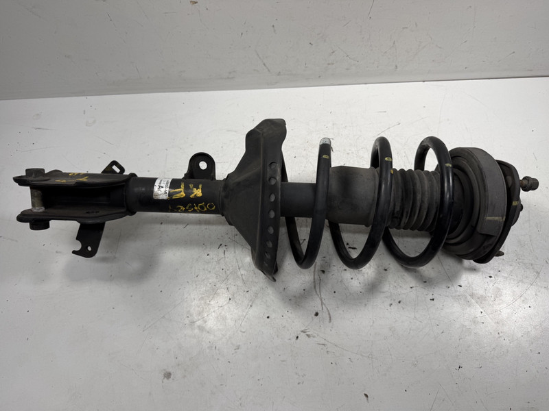 05-06 Honda Odyssey EXL-T Right Front Strut Assembly 51601-SHJ-A65 OEM