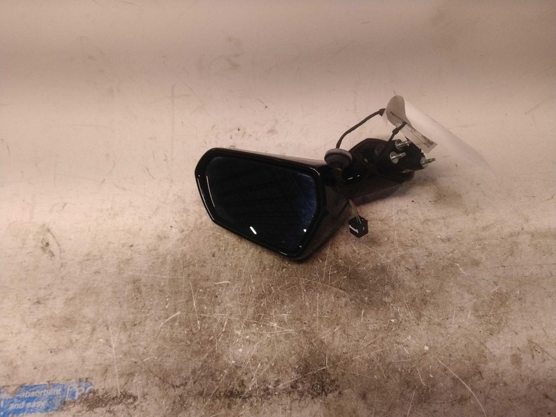 2018 Chevrolet Camaro Right Door Mirror Assembly Black 377277 Used 143K Miles