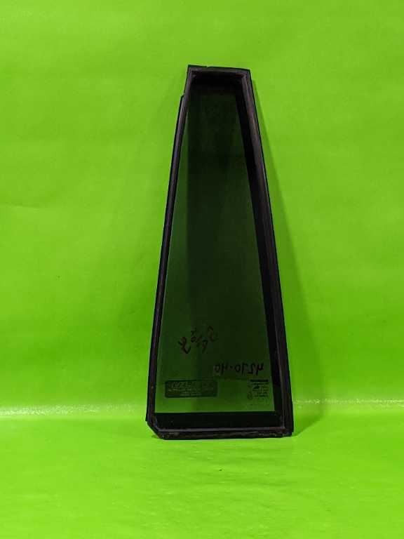 03-08 PILOT DRIVER LEFT REAR VENT GLASS OEM 4270-40
