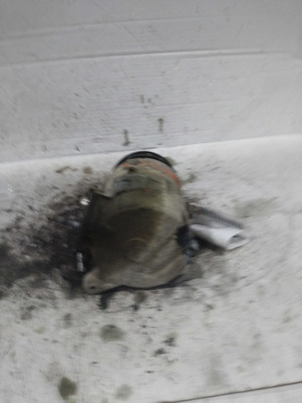 2015 Chevrolet Silverado 1500 A/C Compressor OEM 134K Miles Black 84317498