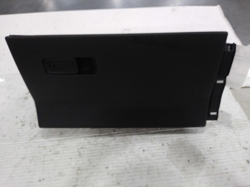 2022 Lincoln Corsair Grey Glove Box Door OEM Used 55k Miles NJ25-21908-546915