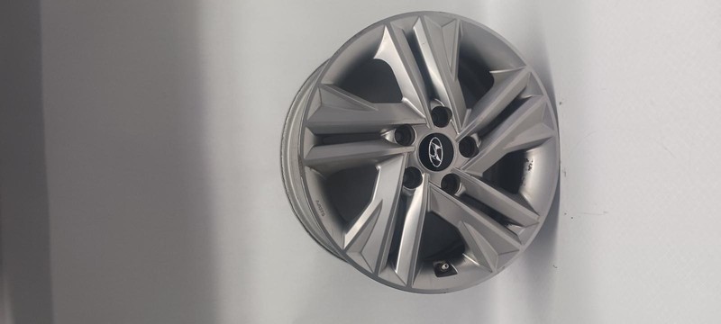 19-'20 HYUNDAI ELANTRA Wheel 16x6-1/2 alloy OEM Grade B