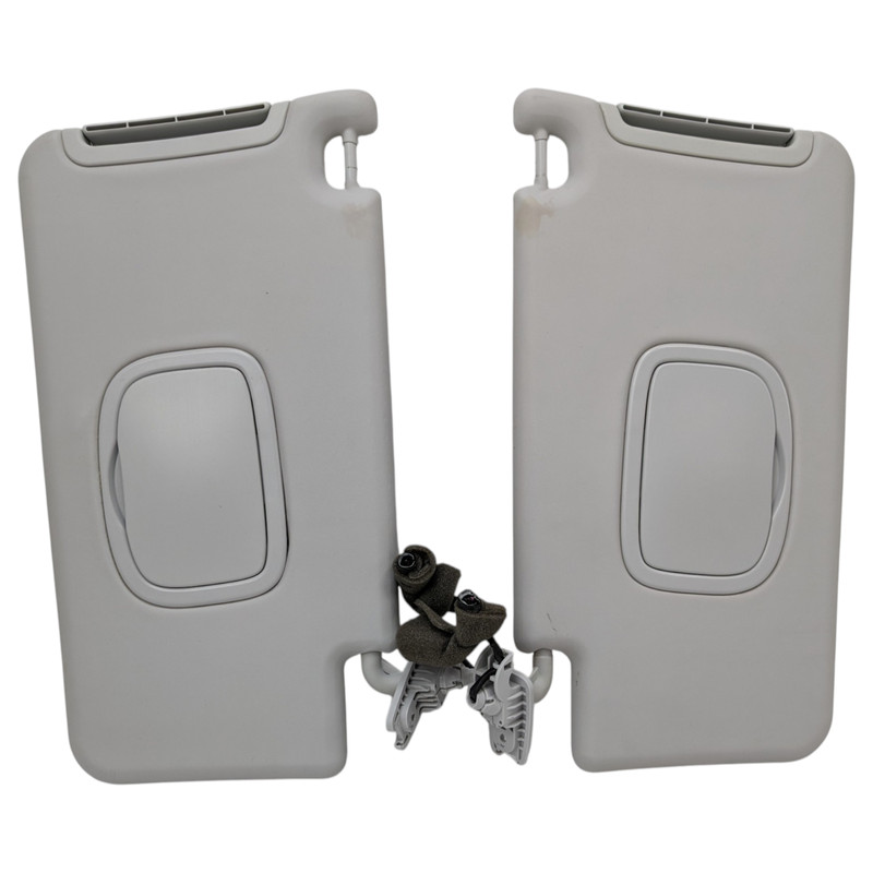 15-23 Jeep Renegade Passenger Right Driver Left Sun Visor Pair Illuminated OEM