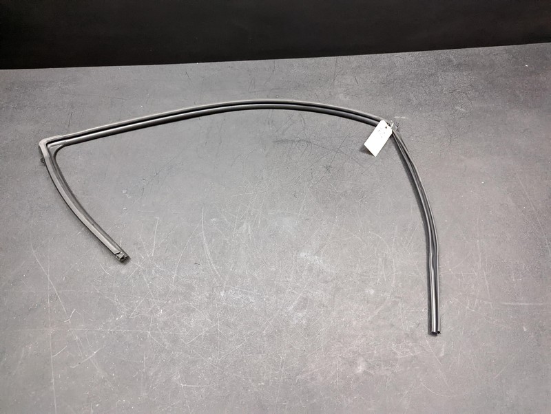 Front Right Door Window Glass Run Channel 2017 Mitsubishi Mirage 2018 2019 2020
