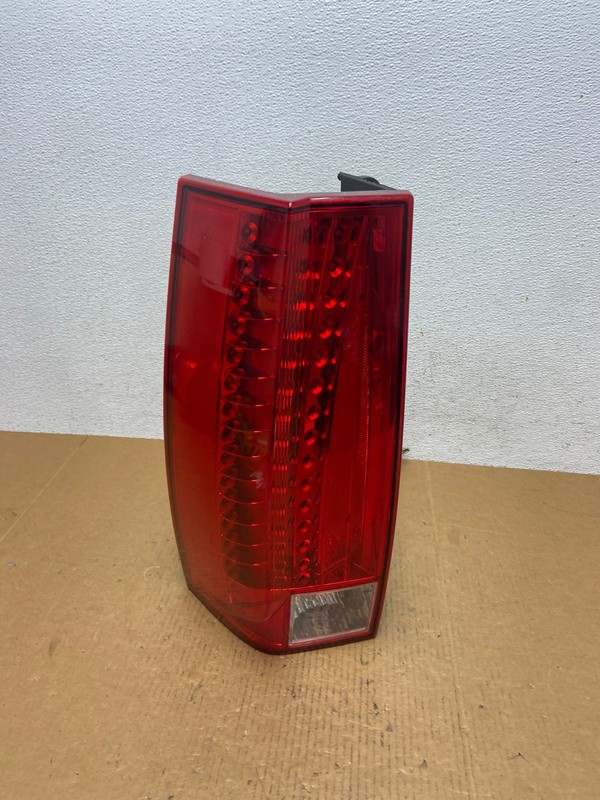 2007 to 2014 Cadillac Escalade Left Driver LH Side Tail Light AD9351 LK