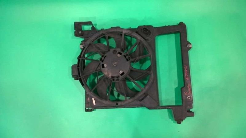 05 DODGE DURANGO 4.7L AT RADIATOR COOLING FAN OEM 2704-61