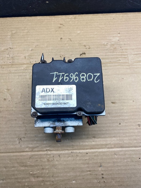 20896911Chevrolet Tahoe 2011 ABS Anti-Lock Brake Pump Control Module AE6220 DW