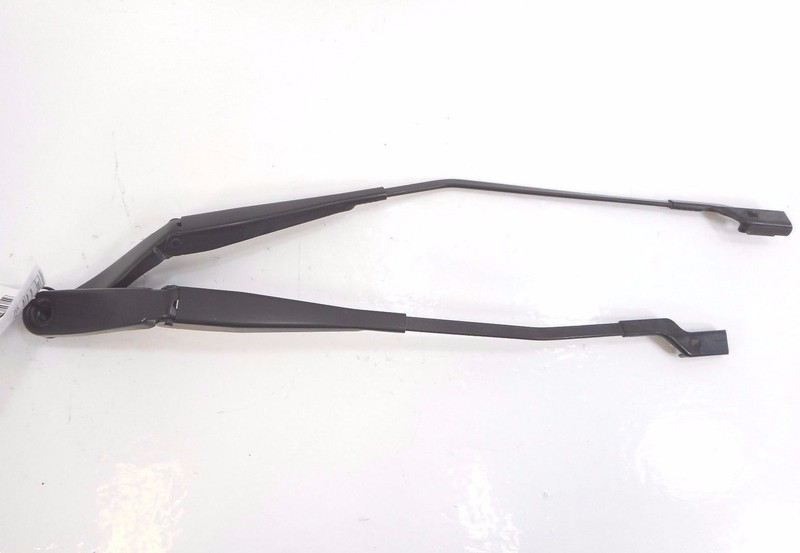 12 2012 Volvo S60 Left Driver Right Passenger Windshield Wiper Arms Set OEM