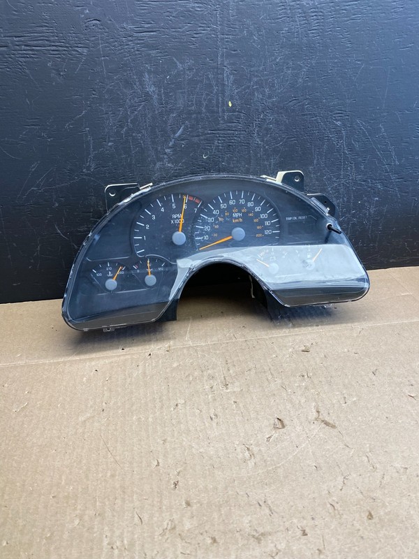 1999 to 2002 Pontiac Firebird Speedometer Cluster Gauge OEM AC6384 DG