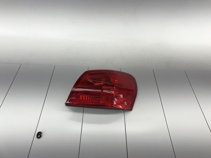 08-15 NISSAN ROGUE REAR RIGHT SIDE OUTER TAIL BRAKE LIGHT LAMP OEM