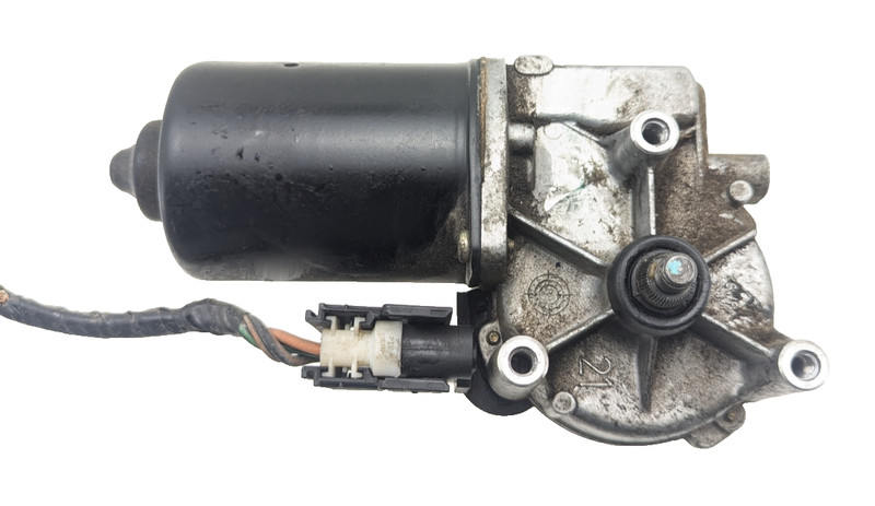 00-06 BMW X5 FRONT WINDSHIELD WIPER MOTOR 6913006